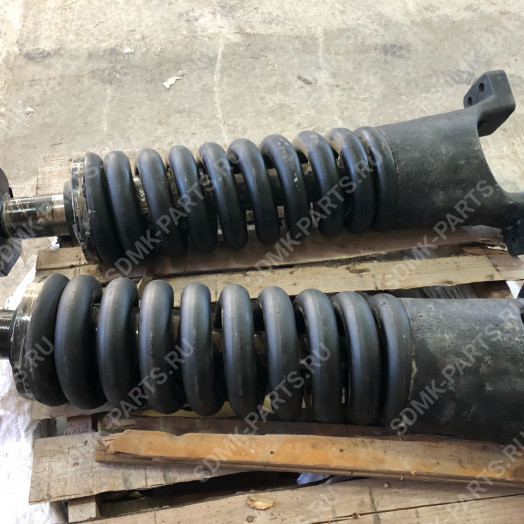 Натяжитель KOMATSU PC400-6 208-30-74140